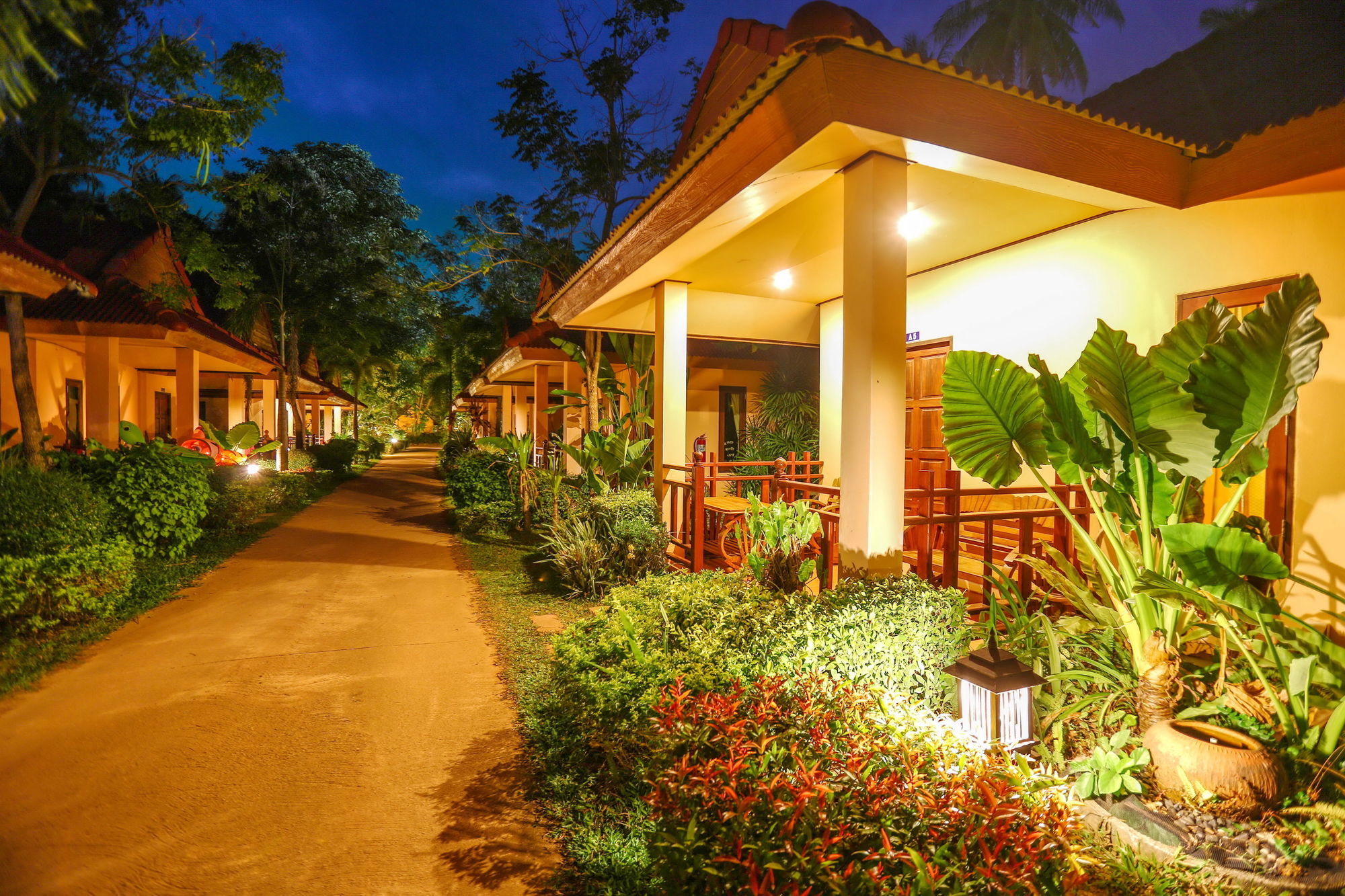 Lanta Pavilion Resort - Ko Lanta Buitenkant foto