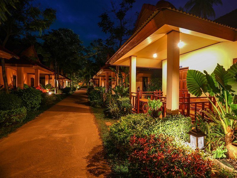 Lanta Pavilion Resort - Ko Lanta Buitenkant foto